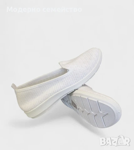 Дамски летни пантофки в бяло 