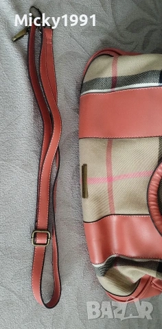 Дамска чанта Burberry , снимка 4 - Раници - 52703186