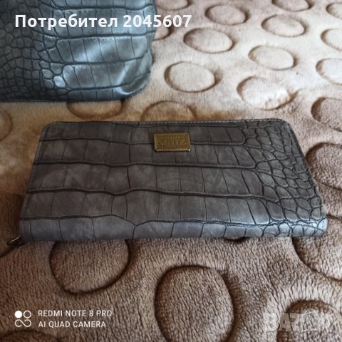 Продавам запазен комплект дамска чанта и портфейл Penelope&Monica Cruz, снимка 7 - Чанти - 31285500