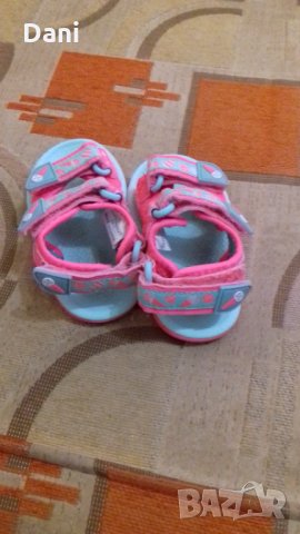 Детски сандалки, снимка 2 - Детски сандали и чехли - 31285175