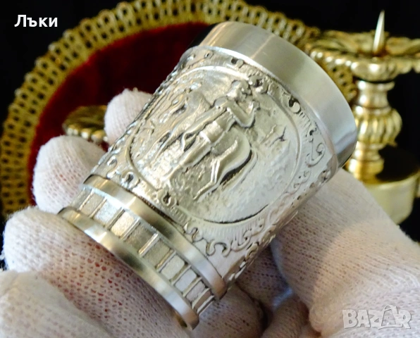 Калаени чаши за ракия Ангел,Тръбач,Пушки. , снимка 8 - Антикварни и старинни предмети - 54305747