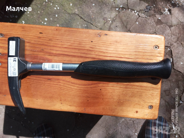 продавам чисто нов кофражен чук-STANLEY/600g, снимка 2 - Други инструменти - 54120819