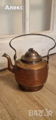 Античен, голям, кован, меден чайник– 3.2л, снимка 2 - Антикварни и старинни предмети - 48839237