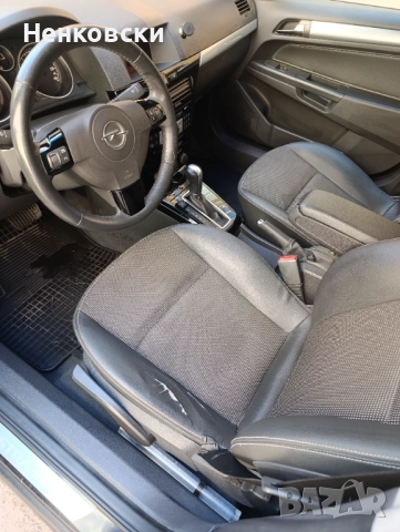 Продавам Astra - H, снимка 13 - Автомобили и джипове - 51520718