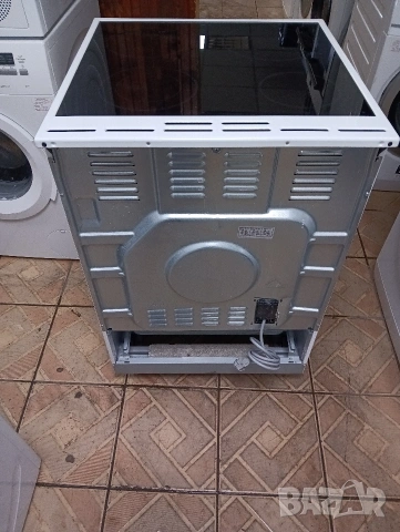 Като нова свободно стояща печка с керамичен плот Gorenje с 2 години Гаранция!, снимка 2 - Печки, фурни - 53895228