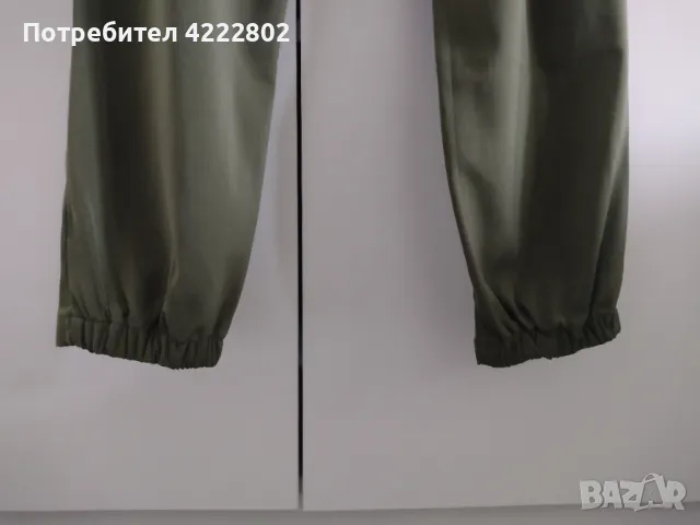 Дамски панталон Stradivarius , снимка 4 - Панталони - 50152384