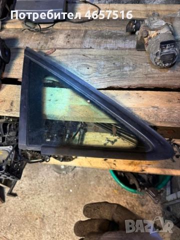 Предно малко триъгълно ляво стъкло за Фолксваген Тоуран Vw Touran само за 50лв., снимка 5 - Части - 52521424