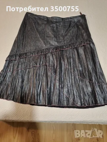 Дамски елегантен костюм, снимка 2 - Костюми - 48198801