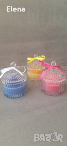 Апоматни соеви свещи