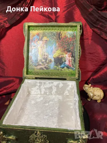 Ръчно декорирана дървена кутия за бижута, ръчна низработка, снимка 2 - Декорация за дома - 48729252