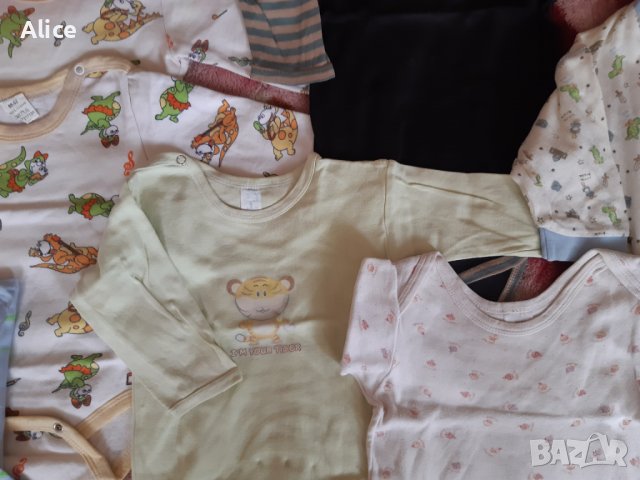 Бебешки дрехи 6-24 месеца, снимка 5 - Бодита за бебе - 37749569