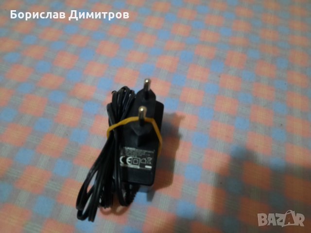 Продавам захранващ адаптер 12 V, 0.5 a, снимка 3 - Кабели и адаптери - 35457131