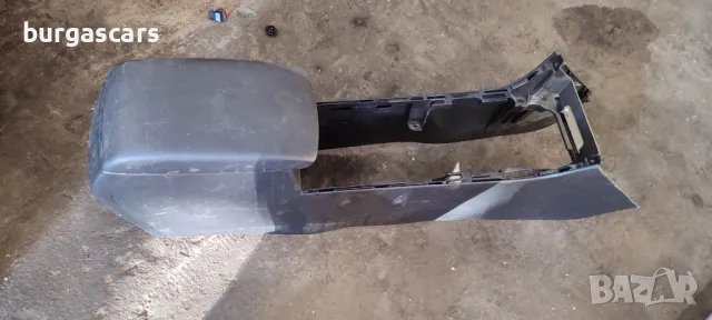 Подлакътник Mazda 6 GH 2011г - 90лв