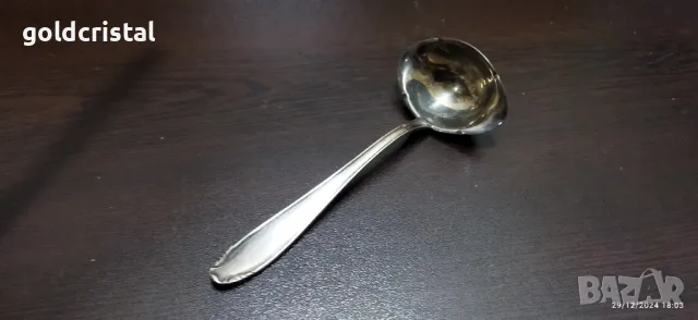 Стар посребрен прибор за сервиране на сос 