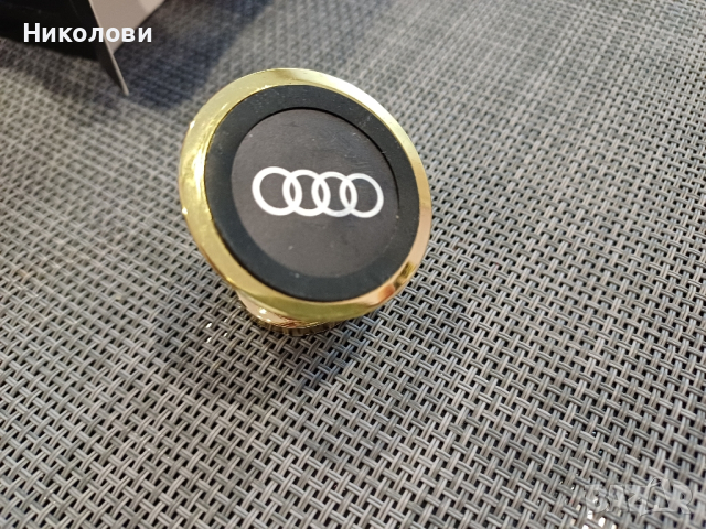 Чисто нова магнитна стойка за кола . Audi . Ауди, снимка 3 - Аксесоари и консумативи - 44583350