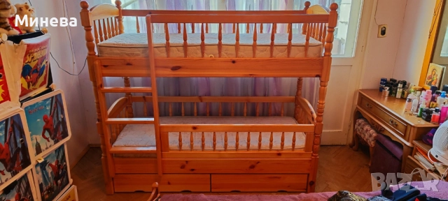 Детско двуетажно легло