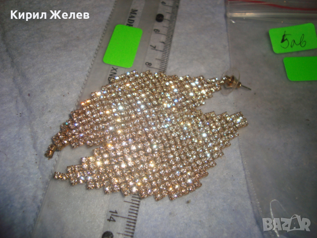 СТАРИ КРИСТАЛНИ ОБЕЦИ с ПОЗЛАТА ЕДНАТА за МАТЕРИАЛ РЕМОНТ , снимка 8 - Обеци - 36541409