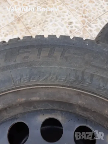 Зимни гуми с джанти 185/65R15, снимка 7 - Гуми и джанти - 49922387