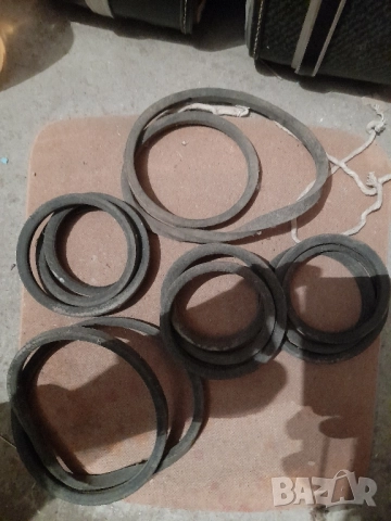 Трапецовидни ремъци и шмиргелова шайба, снимка 4 - Резервни части за машини - 52121555