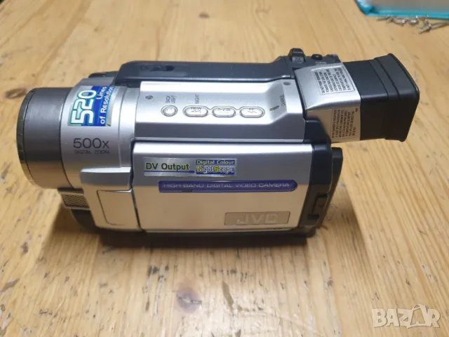 Видеокамера Samsung Видеокамерите са , снимка 11 - Камери - 48348459