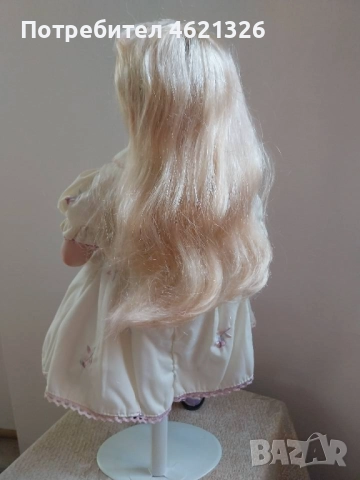 Винтидж колекционерска порцеланова кукла с ограничено издание от колекцията Leonardo рядка, снимка 15 - Декорация за дома - 52089112