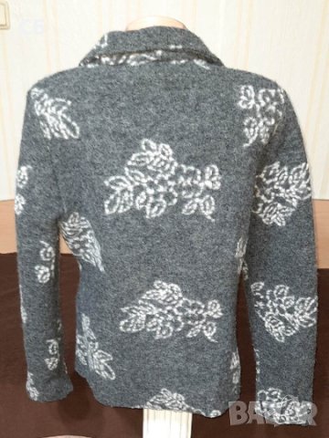 Вълнено дамско сако с бродирани цветя, снимка 3 - Сака - 44412251