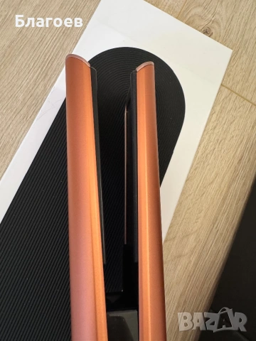 Нова с гаранция Преса за коса Dyson HT01 Airstrait™, Amber silk / Pink champagne, снимка 11 - Преси за коса - 53219591