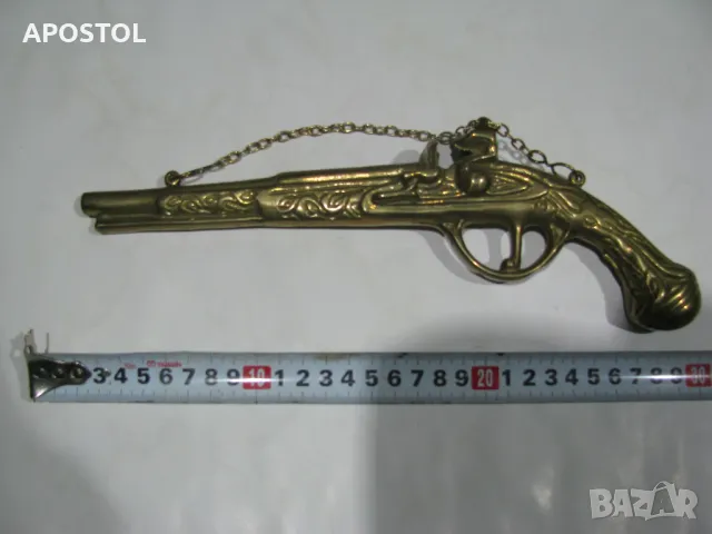 Бронзов антикварен пистолет 
