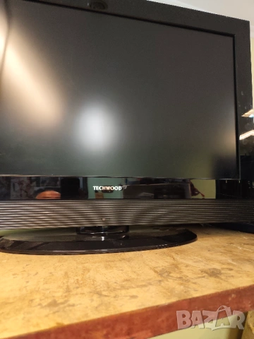 LCD 32" телевизор, снимка 2 - Телевизори - 54327472