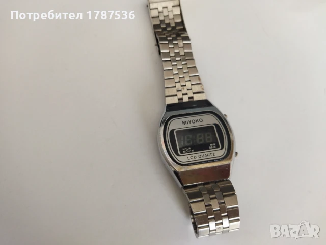 Мъжки часовник , снимка 15 - Други ценни предмети - 50607838