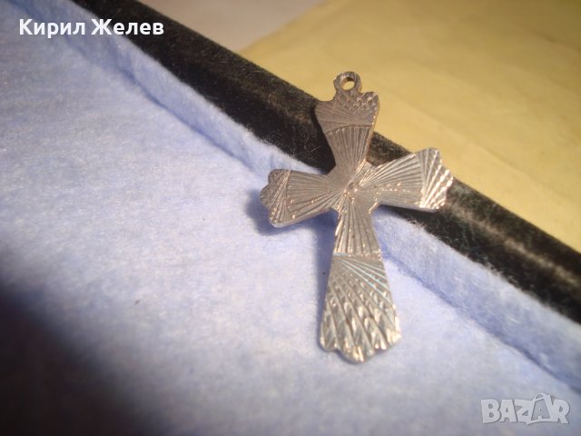 СТАРО РЕЛЕФНО СРЕБЪРНО КРАСИВО КРЪСТЧЕ НАГРЪДНО 27245, снимка 2 - Антикварни и старинни предмети - 36852373