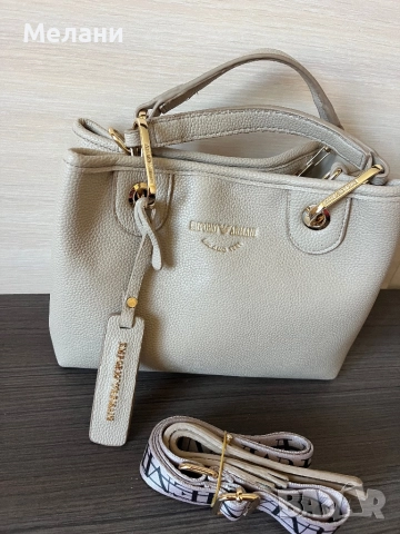 Нови дамски чанти Emporio Armani, снимка 2 - Чанти - 52298833