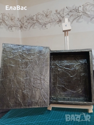 Подаръчна кутия книга от картон, снимка 2 - Ръчно изработени сувенири - 52455699