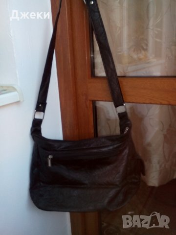 Дамска чанта с много прегради и джобове, снимка 2 - Чанти - 35322875