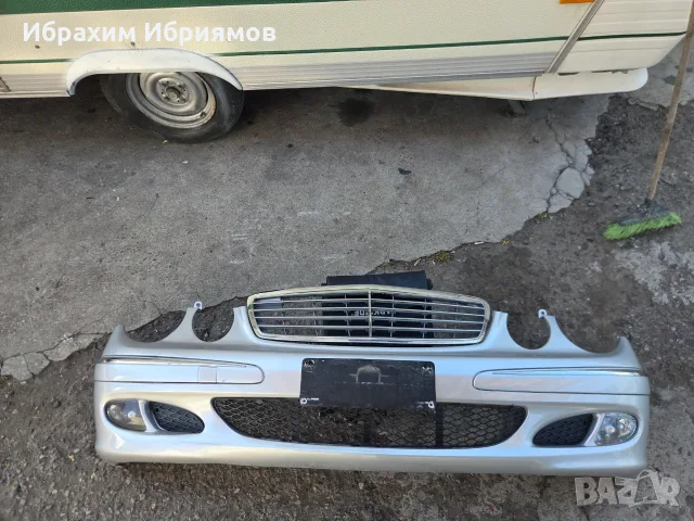 Предна Броня с решетка за Mercedes W211