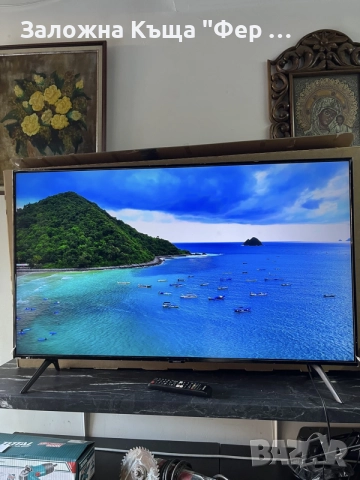 Samsung 4k 43” CU8000