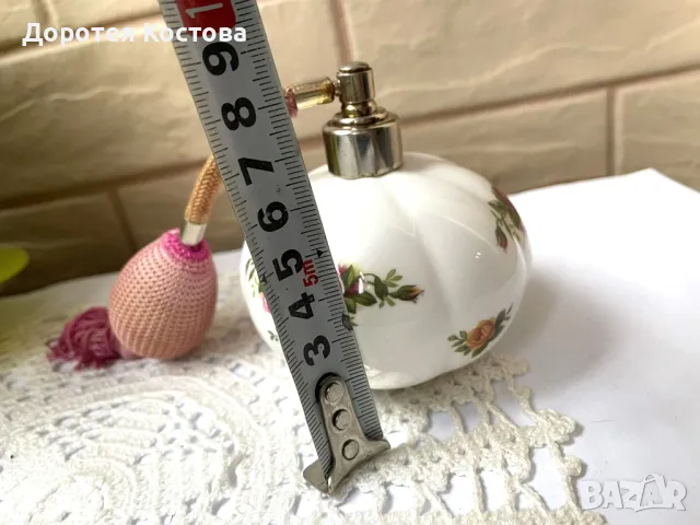 ROYAL ALBERT красиво порцеланово шишенце за парфюм от Англия, снимка 7 - Антикварни и старинни предмети - 49700665