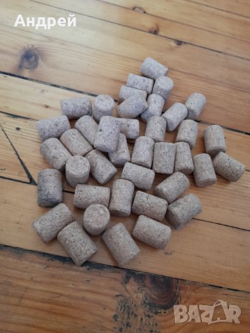 Стари коркови тапи, снимка 2 - Други ценни предмети - 42222954