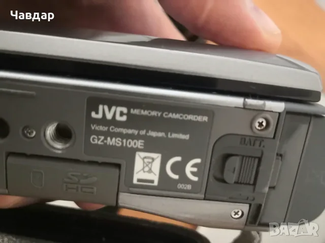 Видеокамера JVC GZ MS100E, снимка 3 - Камери - 49334551