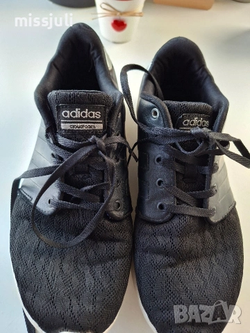 дантелени маратонки Адидас , снимка 2 - Маратонки - 54313614