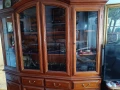 Масивна дървена витрина от две части , снимка 4