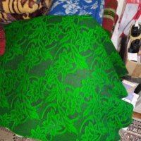 Зелен и червен яхрам,ковертюра червена, снимка 3 - Олекотени завивки и одеяла - 42894350