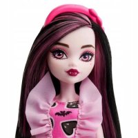 Оригинална кукла Monster High - Draculaura / Mattel, снимка 2 - Кукли - 42890134