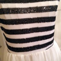 TFNC London Нова рокля без ръкав бяла с черни пайети , снимка 4 - Рокли - 29627133