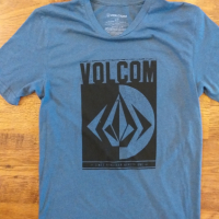 volcom - страхотна мъжка тениска S, снимка 3 - Тениски - 44658063
