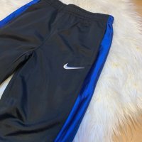 Оригинално долнище Nike, снимка 2 - Детски анцузи и суичери - 30007073