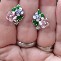 Уникални обеци с ръчно рисуван емайл и кристали - цветя, снимка 6 - Обеци - 29502556