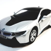 BMW i8 - мащаб 1:36 на KINSMART модела е нов без опаковка, снимка 2 - Колекции - 42916540