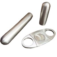 резачка за пури+метален цилиндър пренасяне съхранение неръждае стомана, снимка 4 - Подаръци за мъже - 27206171