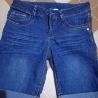 Дънкови къси гащи, снимка 1 - Детски къси панталони - 29425397